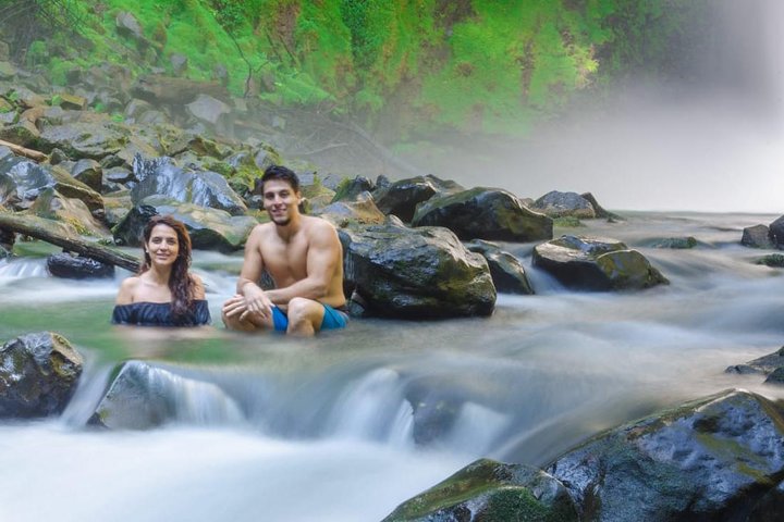 La Fortuna Waterfall, Hanging Bridges, Arenal Volcano Combo Tour