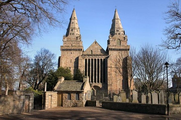 Old Aberdeen 2 hour Historical Walking Tour