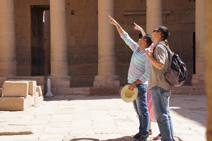 8-Day Private Tour Cairo, Aswan, Luxor and Nile Cruise Including Air Fare