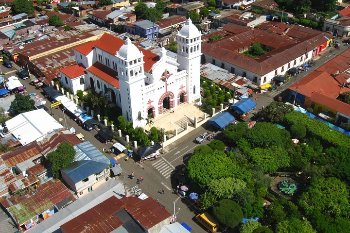 Flowers Route Tour-Colonial Towns, Handicraft & Coffee Plantation
