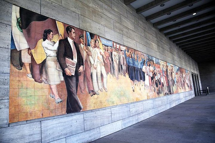 Discover Berlin Half-Day Walking Tour