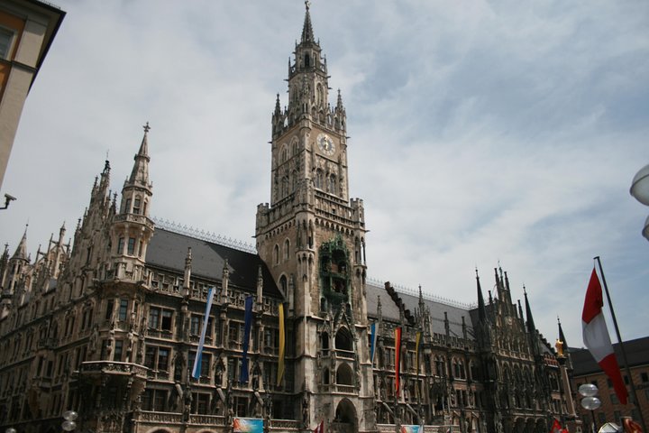Private Multi-Day Auto Factory Tour from Munich with Hotels