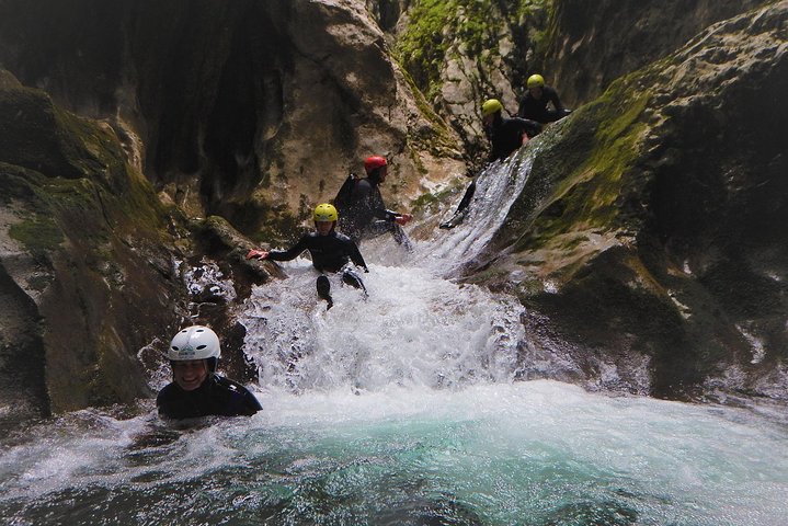 Nevidio Canyoning