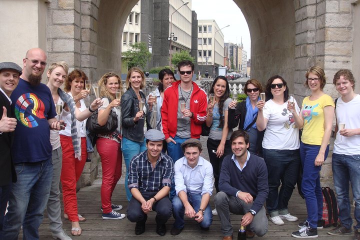 Unique Tour of Lille by Convertible 2CV - 1h00