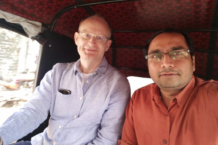 Immersive culture tour of Pune by private car with guide and local lunch