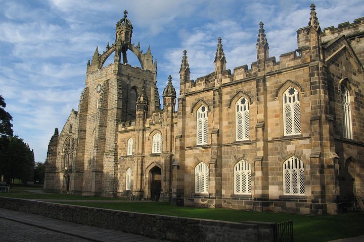 Old Aberdeen 2 hour Historical Walking Tour