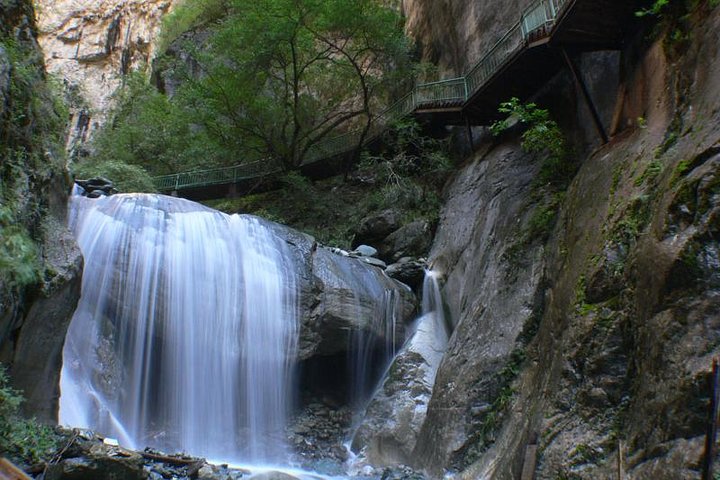 1 Day Shangri-La Great Canyon Trip