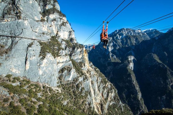 1 Day Shangri-La Great Canyon Trip