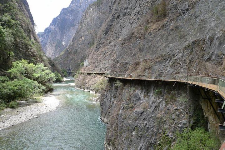 1 Day Shangri-La Great Canyon Trip