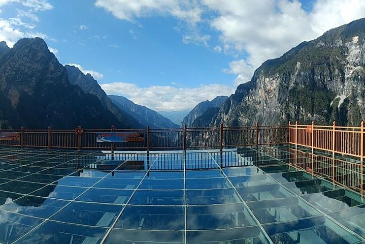 1 Day Shangri-La Great Canyon Trip