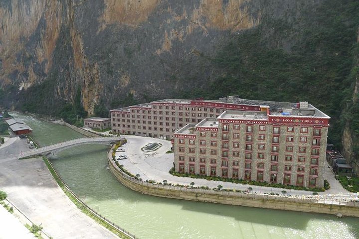 1 Day Shangri-La Great Canyon Trip
