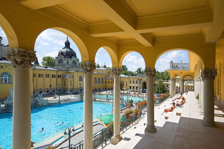 Budapest Széchenyi Thermal Spa Ticket