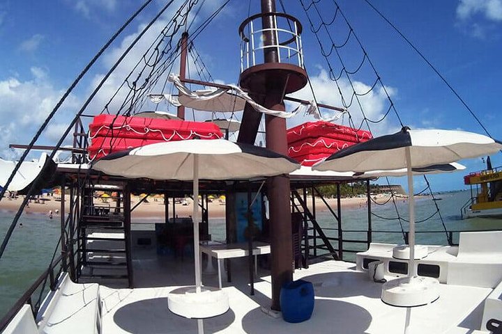 Natural Pools of Picãozinho Pirate Vessel