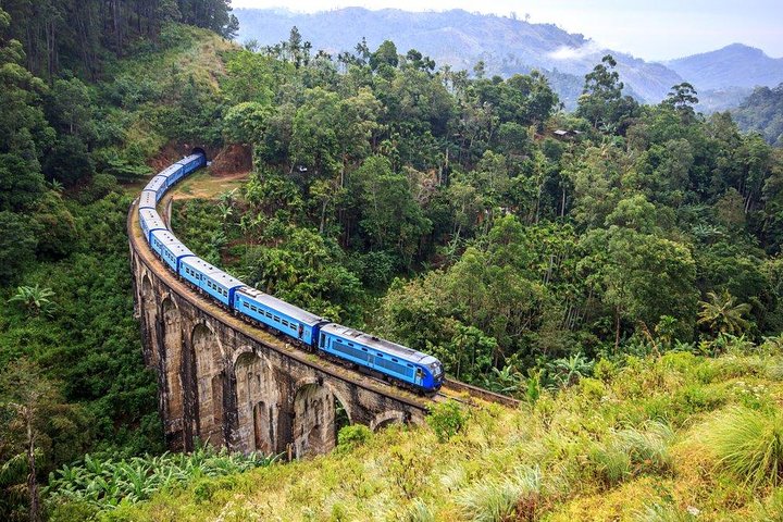 Nuwaraeliya (Nanuoya) - Ella Train Tickets