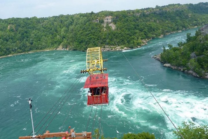 Toronto: Niagara Falls Sightseeing Tour + Boat, Journey & Lunch