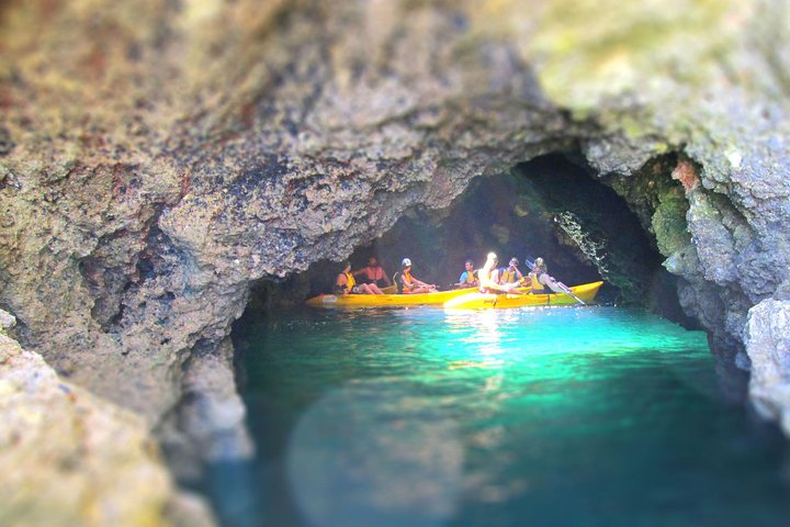 Ponta da Piedade Caves Kayak Tour in Lagos + Snorkelling