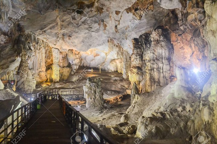 PHONG NHA CAVE -DARK CAVE 1 DAY TRIP FROM DONG HOI or PHONG NHA