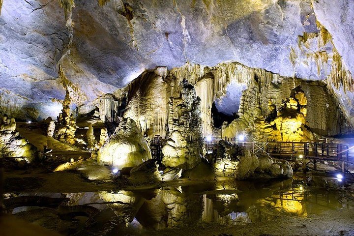 Paradise Cave & Dark Cave Full Day Trip