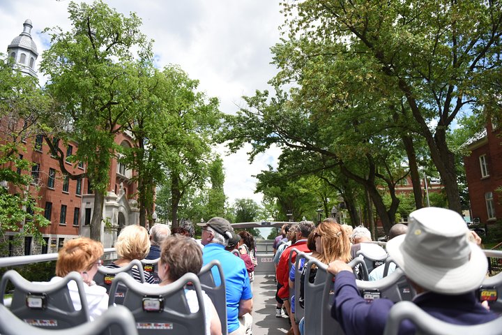 Quebec City Hop-On Hop-Off