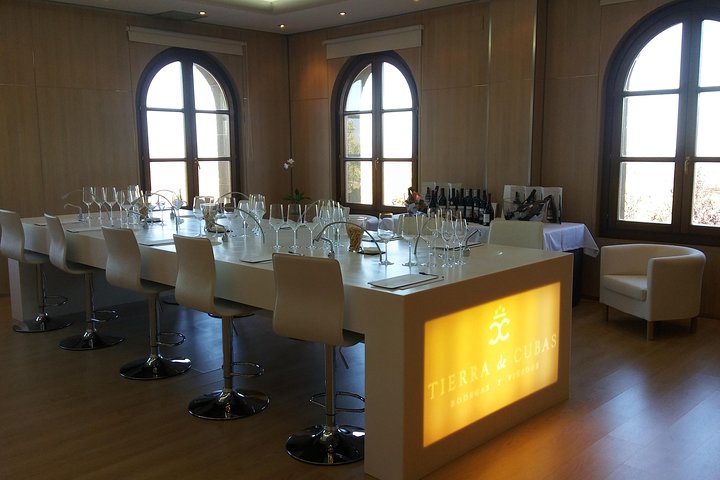 Haft-day Winery tour from Zaragoza