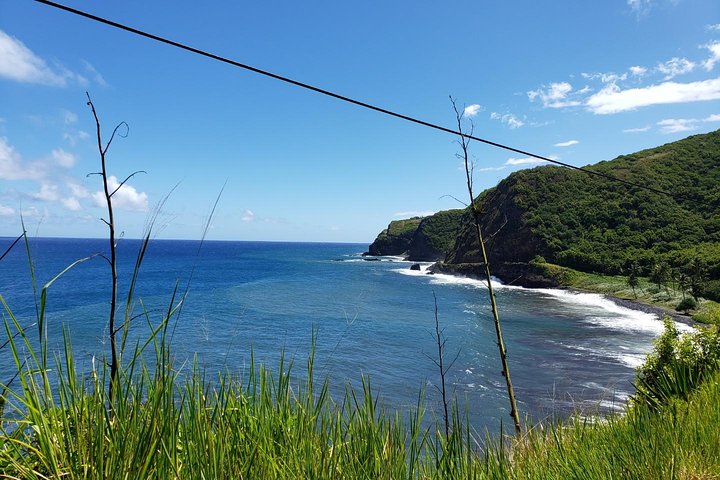 Small-Group Road to Hana Adventure Tour with Pickup & Lunch