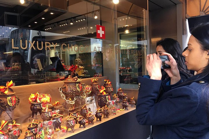 Award-Winning Geneva Chocolate &Old Town Tour (3h)