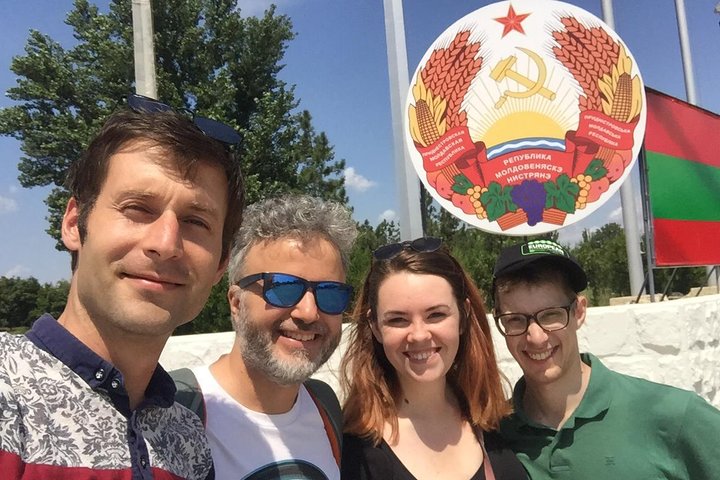 Travel to Pridnestrovie with Anton Dendemarchenko - day tour