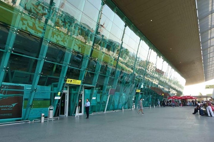 Private Transfers: Saranda from the Tirana Airport (TIA)