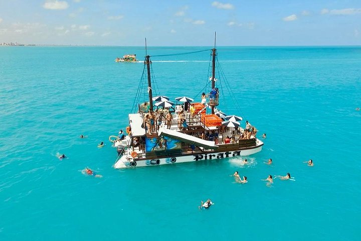 Natural Pools of Picãozinho Pirate Vessel