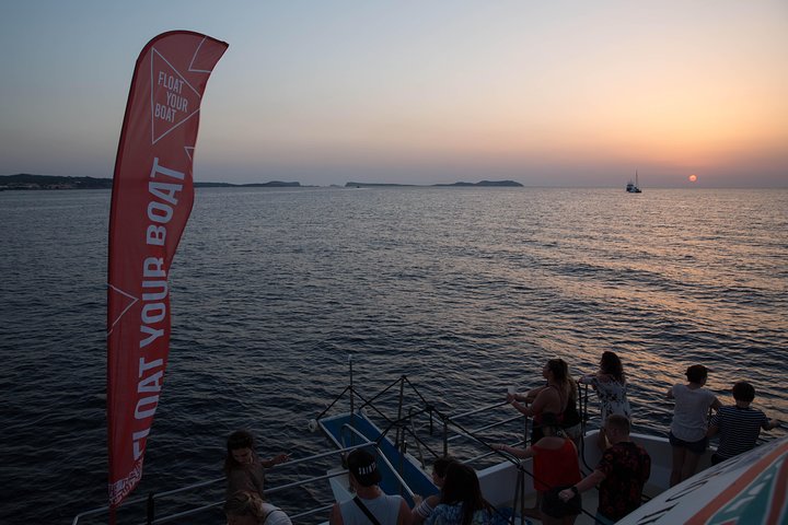 Ibiza Beach Hopping Cruise with Paddleboards, Drinks and Food 6h