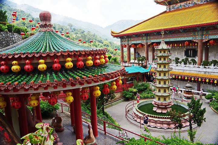 Penang City & Temple Tour With Penang Hill(Fast Lane)