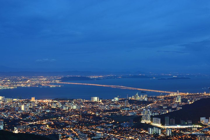Penang City & Temple Tour With Penang Hill(Fast Lane)