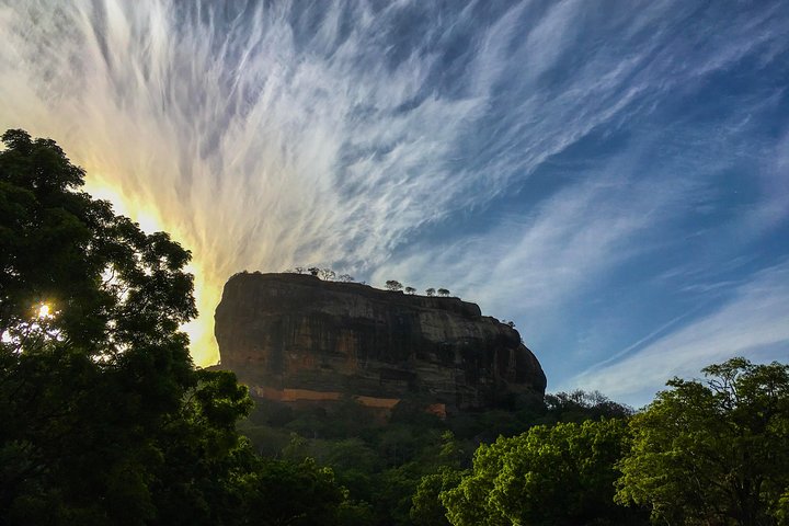 Private Day Trip to Sigiriya & Dambulla from Kandy – Aaliya Tours