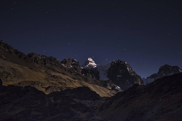 CONDORIRI Mountain 5650m. 2 DAYS 1 NIGHT. TREKKING. English guide. Shared Tour