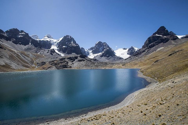 CONDORIRI Mountain 5650m. 2 DAYS 1 NIGHT. TREKKING. English guide. Shared Tour