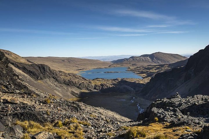 CONDORIRI Mountain 5650m. 2 DAYS 1 NIGHT. TREKKING. English guide. Shared Tour