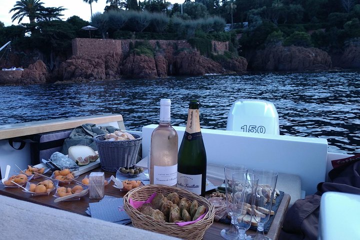 tailor-made and private sea trip