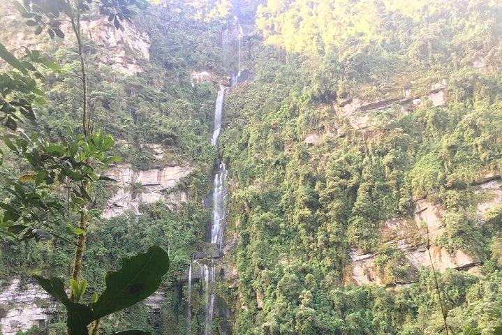 Colombia’s Tallest Waterfalls: La Chorrera Hike