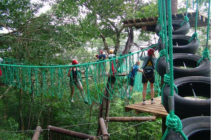 Puntarenas & Caldera Shore Excursion: High Ropes & 4 Ziplines