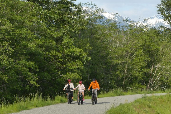 Squamish Discovery Eco-tour