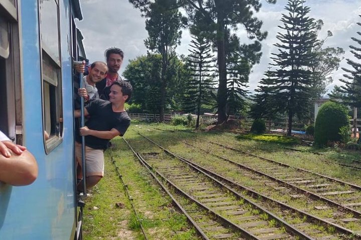 Nuwaraeliya (Nanuoya) - Ella Train Tickets