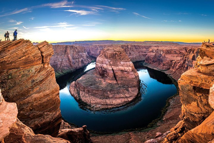 Antelope Canyon and Horseshoe Bend Day Tour from Sedona