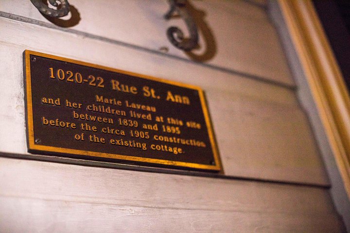 Adults-Only New Orleans Ghost, Crime, Voodoo, and Vampire Tour