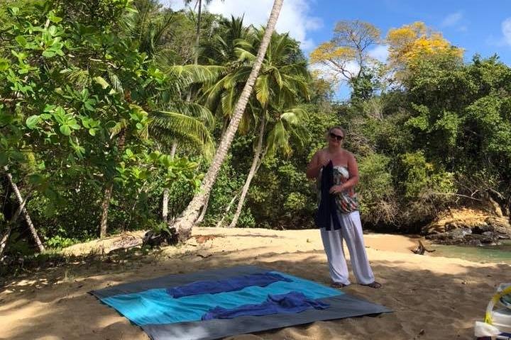 Full Island Tour (Including Lunch & Snorkeling)