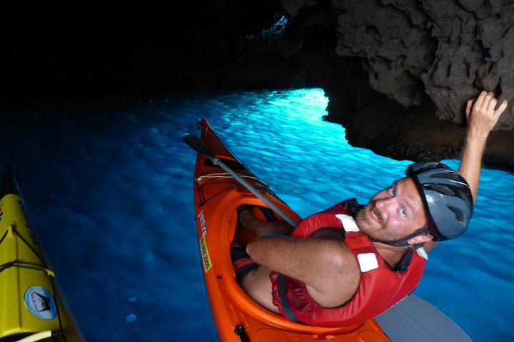 Private Tour explore Vulcano Island by Kayak & Coasteering