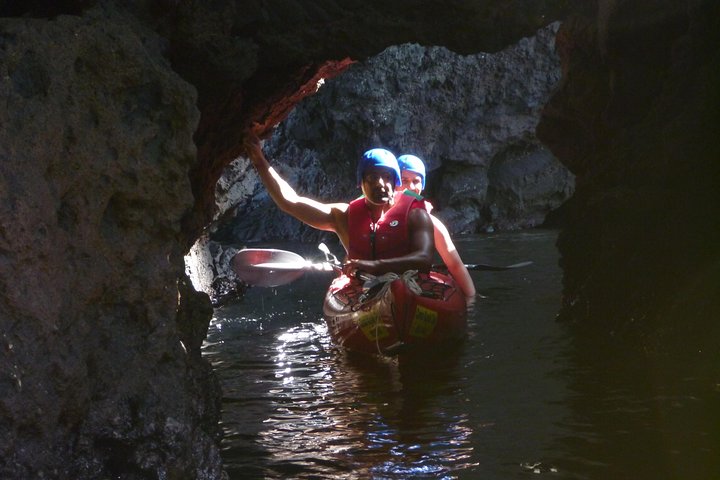 Private Tour explore Vulcano Island by Kayak & Coasteering