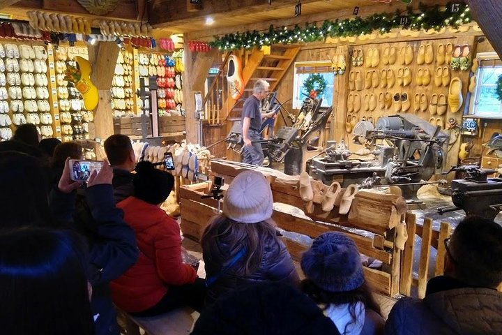 Zaanse Schans Windmills, Clogs and Dutch Cheese Small-Group Tour from Amsterdam