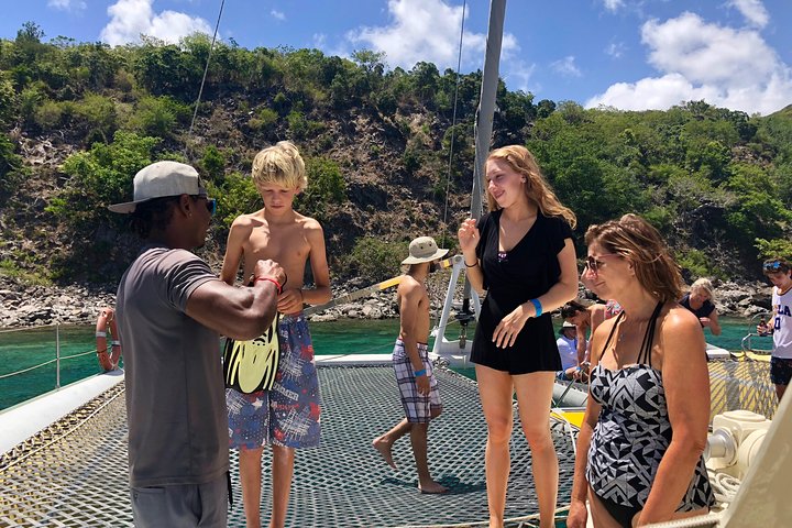 St Kitts Deluxe Catamaran Snorkeling Tour With Lunch