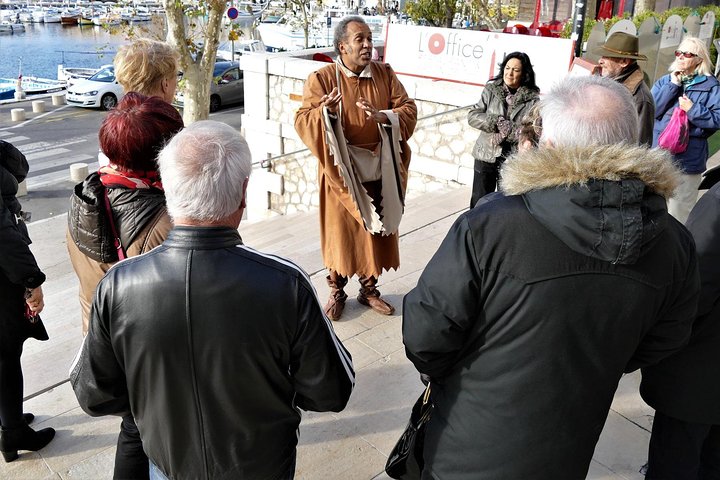 Visit of La Ciotat: Humorous | Instructive | Old Center