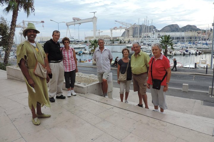 Visit of La Ciotat: Humorous | Instructive | Old Center